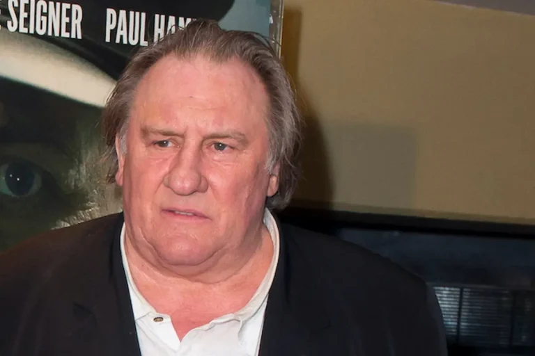 Gerard Depardieu violenza sessuale