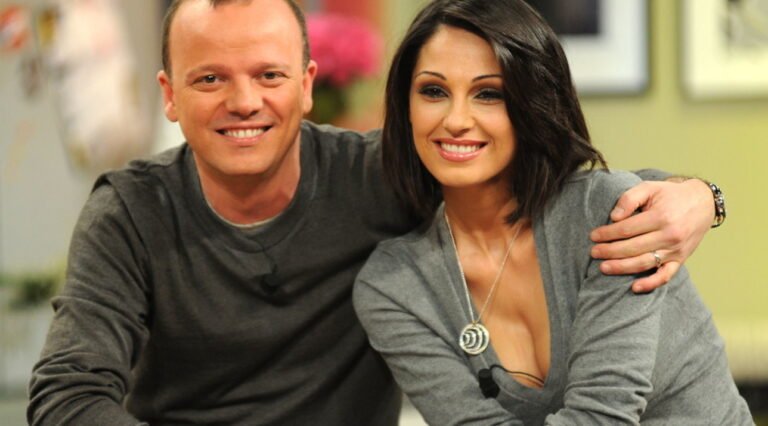 Gigi D'Alessio e Anna Tatangelo figli matrimonio e storia d'ampre 2024