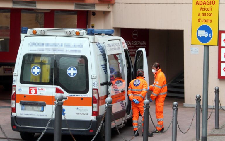 castelvolturno muore 15 enne