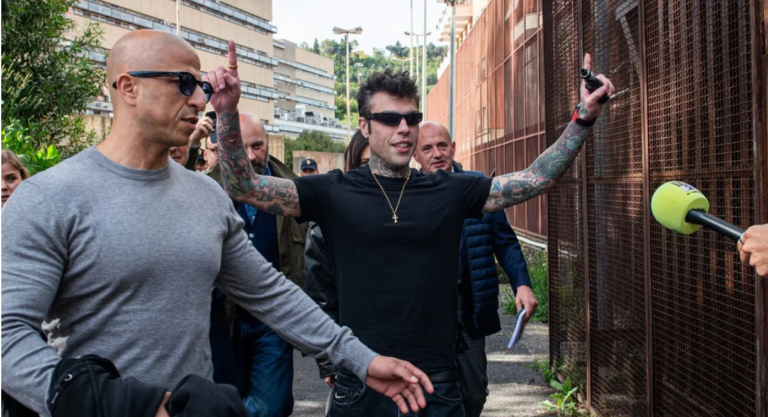 fedez in tribunale vince contro il codacons