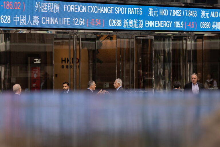Hong Kong e il Tracollo Borsistico: Una Discesa Vertiginosa