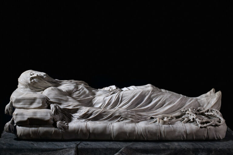 Occhiali D'Arte o di Polemica? La Battaglia Legale del Cristo Velato