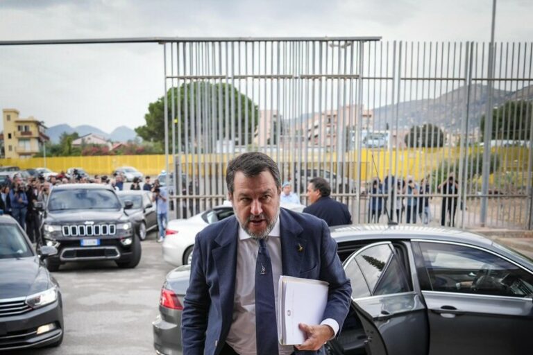 Salvini tra Tribunali e Piazze: Un Giorno di Fuoco a Palermo