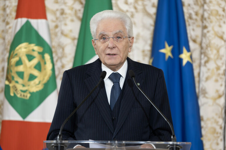 Quando il Voto Perde il suo Potere: L'Allarme di Mattarella sulle Libertà Democratiche