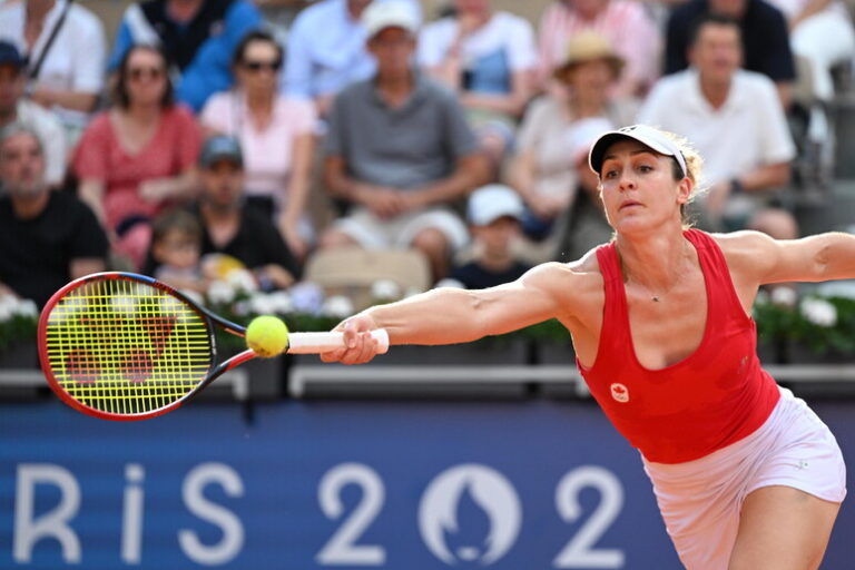 Tra Vittorie e Battaglie Personali: la Storia di Gabriela Dabrowski e il suo Coraggio contro il Cancro