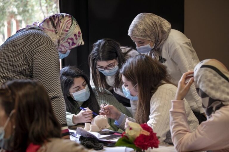 Donne in Campo Medico: La Rivoluzione di Operation Smile