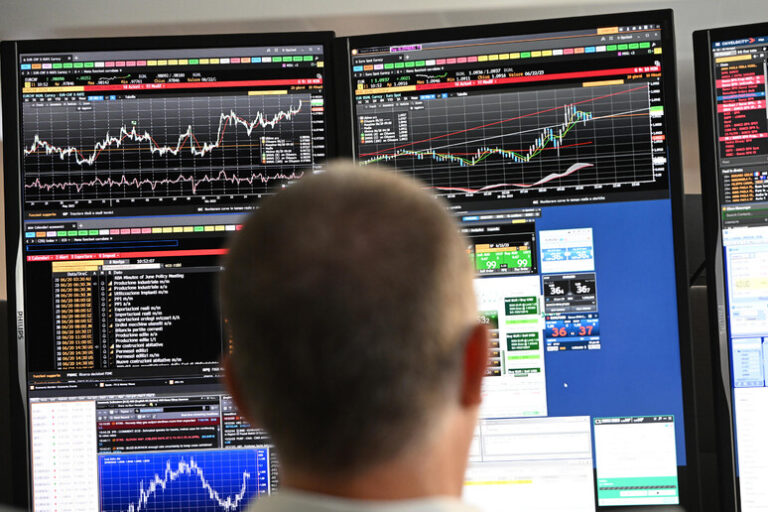 L'Altalena dei Mercati: lo Spread BTP-Bund Tocca i 110