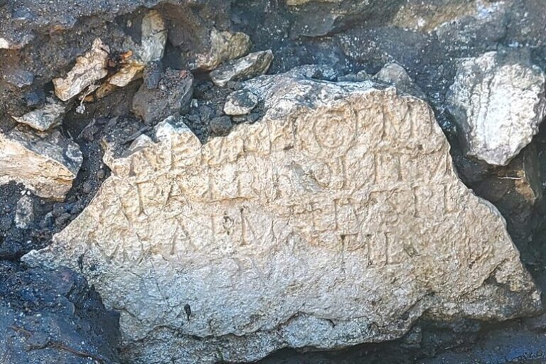Un Messaggio dal Passato: Scoperta Epigrafe Romana a Savona