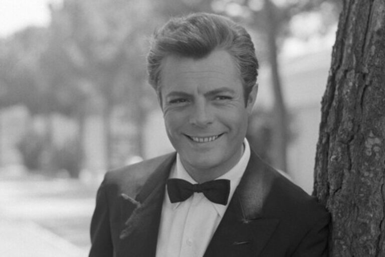 "Un Viaggio Affettuoso": Il Tributo a Marcello Mastroianni Conquista il Nastro d'Argento