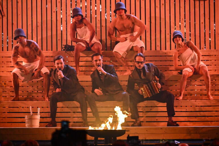 "Bara Bada Bastu": La Melodia della Sauna che Incendia l'Eurovision